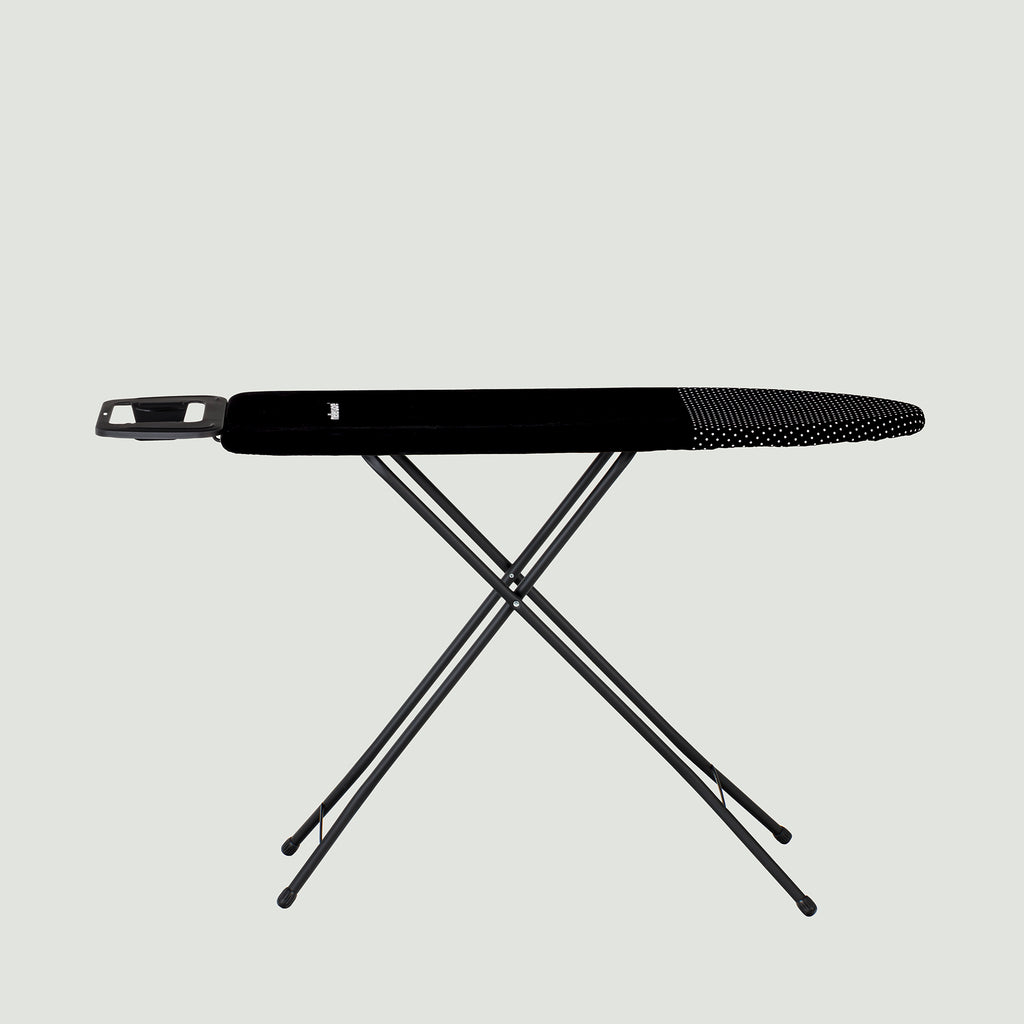 Las mejores mesas de planchar de Ikea, Carrefour, Mellerware y otras marcas  para casas pequeñas