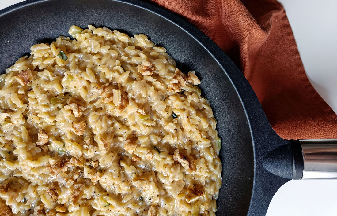 Falso rissotto con calabacín, gorgonzola y nueces